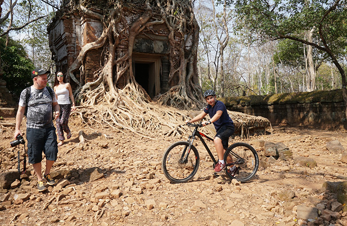 The Absolute Cambodia Experience